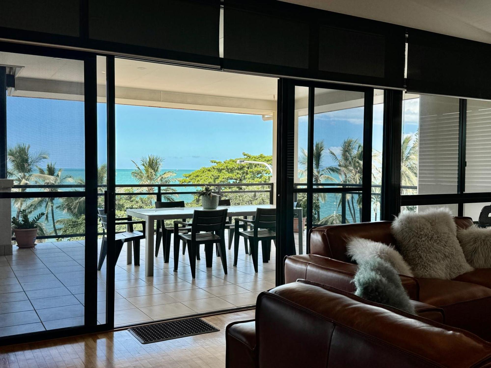 Townsville Apartments On The Strand - Penthouse エクステリア 写真