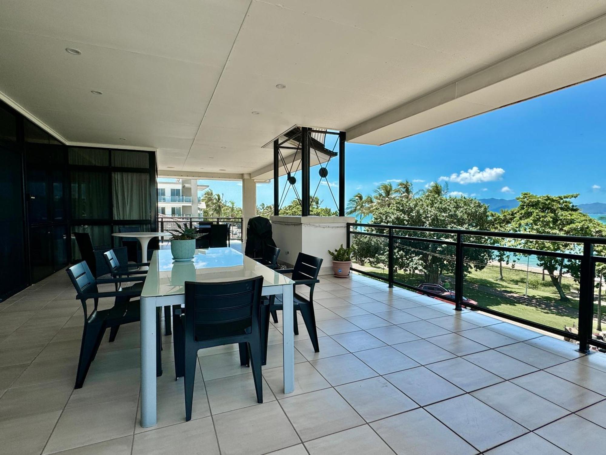 Townsville Apartments On The Strand - Penthouse エクステリア 写真